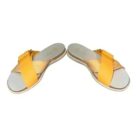 Clarks Women's Yellow Eliza April Sandals, Size 7.5 - Picture 6 of 6